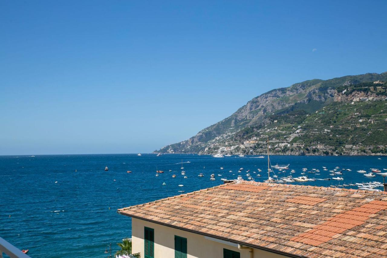 Hotel Pietra Di Luna ไมยอรี ภายนอก รูปภาพ