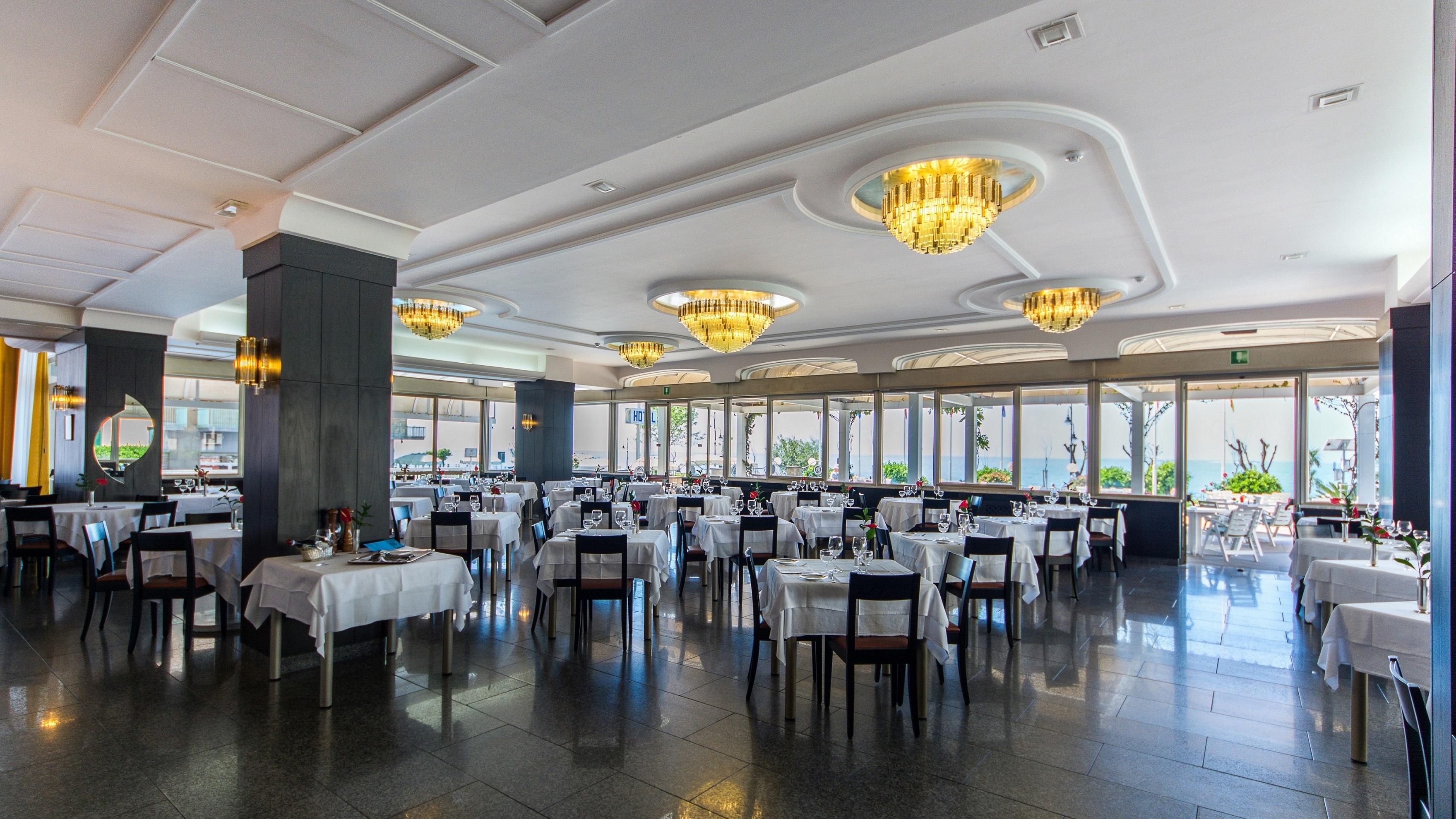 Hotel Pietra Di Luna ไมยอรี ภายนอก รูปภาพ
