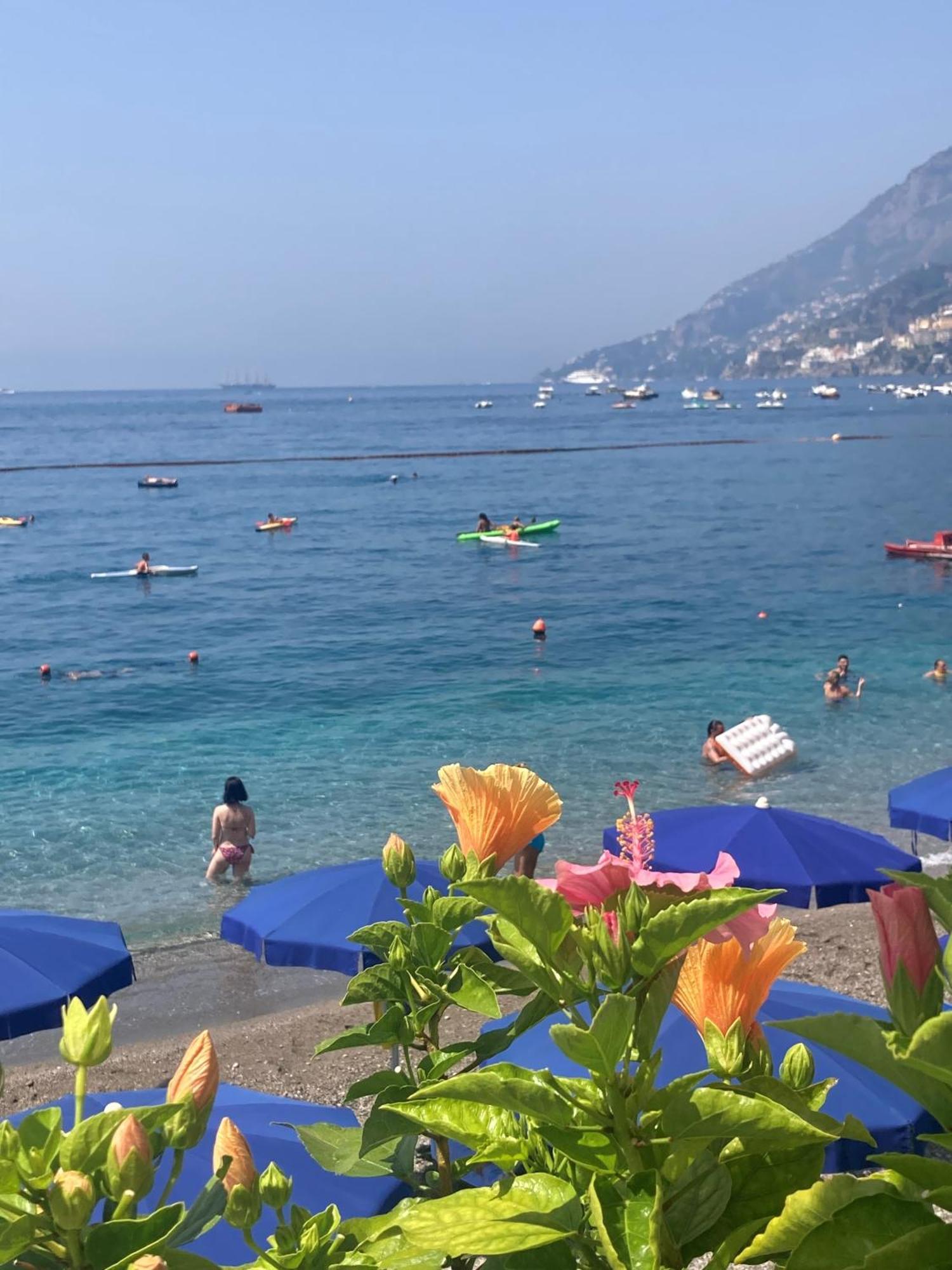 Hotel Pietra Di Luna ไมยอรี ภายนอก รูปภาพ